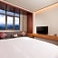 Hilton Garden Inn Shangri-La