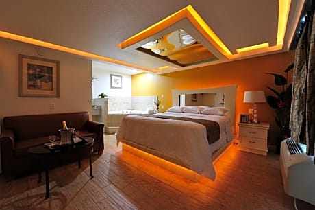 Honeymoon Suite