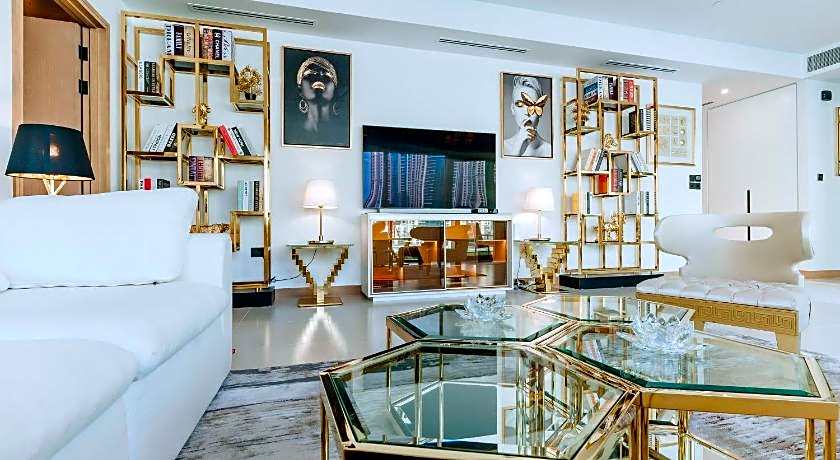 Vida Dubai Marina & Yacht Club