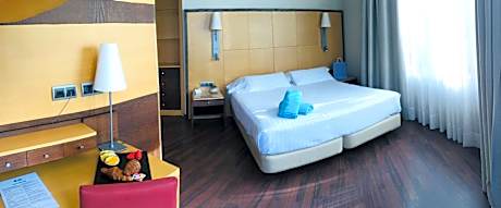 Comfort Queen Room