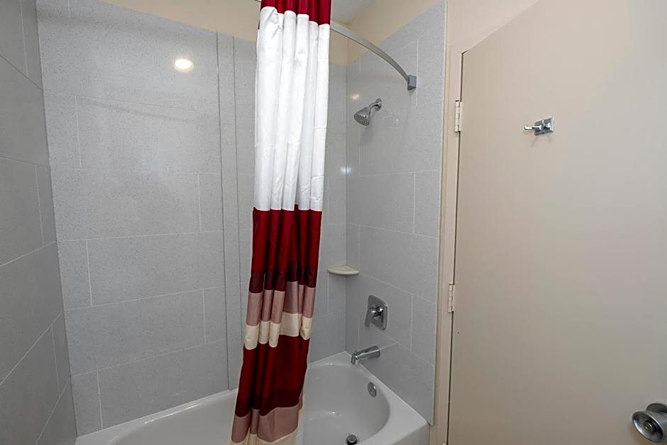 Red Roof Inn Warrenton