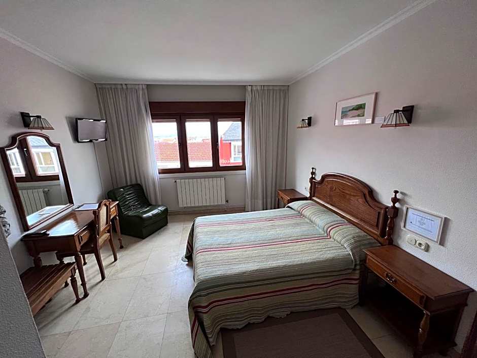Hotel Serantes