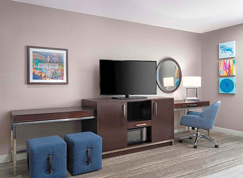 Hampton Inn By Hilton & Suites-Worcester,MA