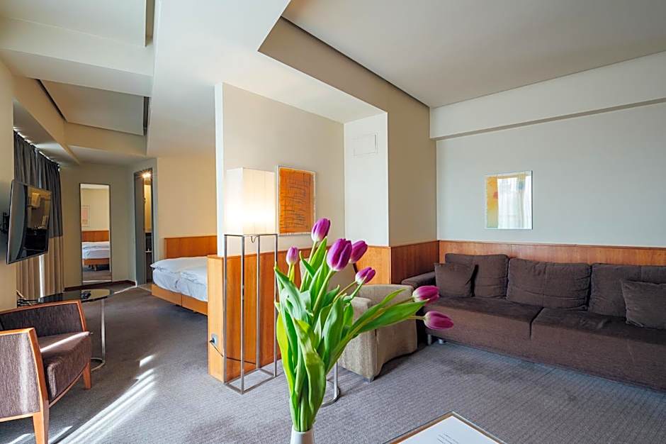 PeakTure Hotel Bucharest