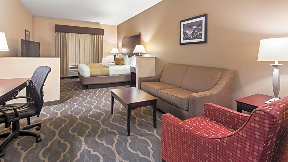Best Western Plus Burleson Inn & Suites