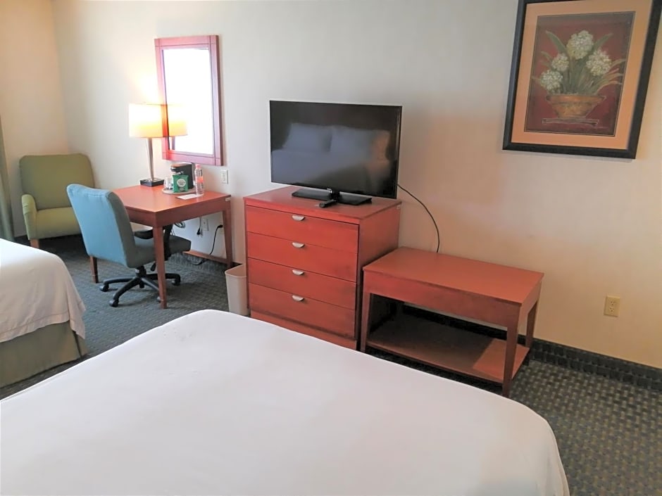 Holiday Inn Express & Suites Toluca Zona Aeropuerto By IHG