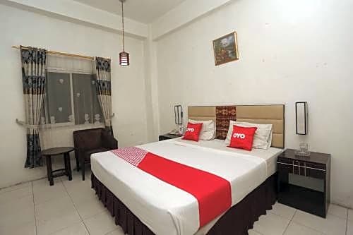 OYO 1724 Hotel Sembilan Sembilan