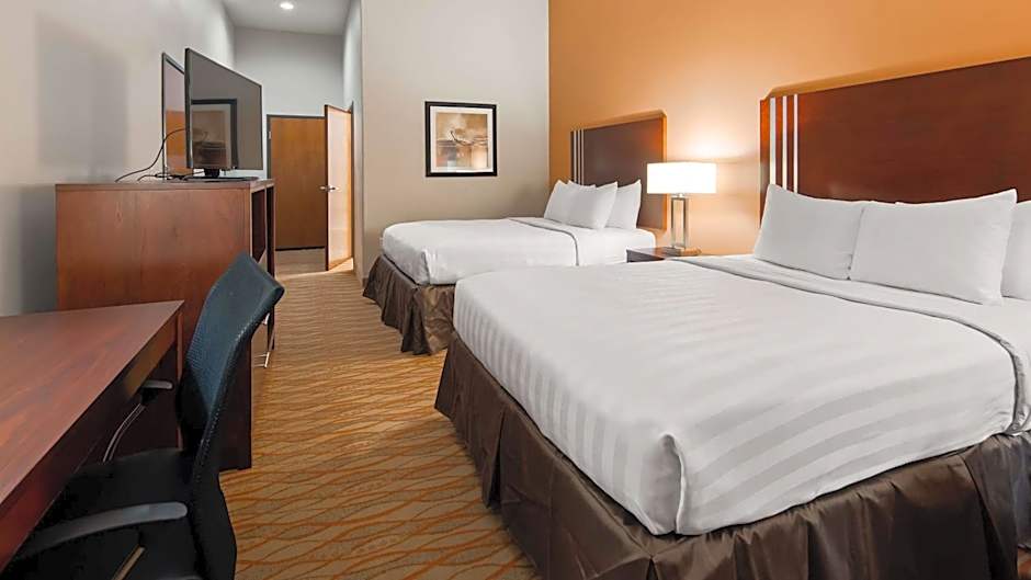 Best Western Plus Spring Inn & Suites