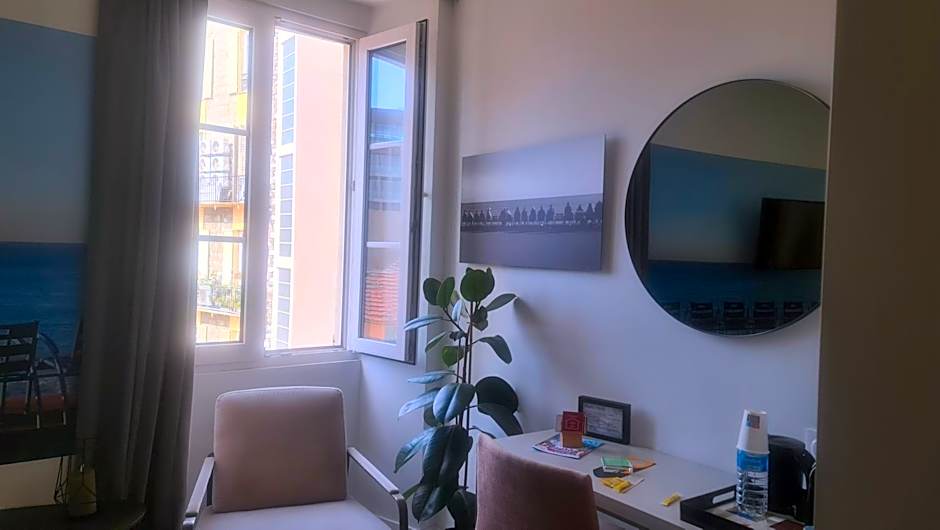 Le Petit Trianon et le Charme des Suites