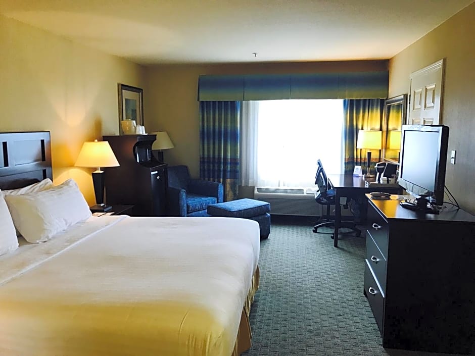 Holiday Inn Express Fort Bragg By IHG