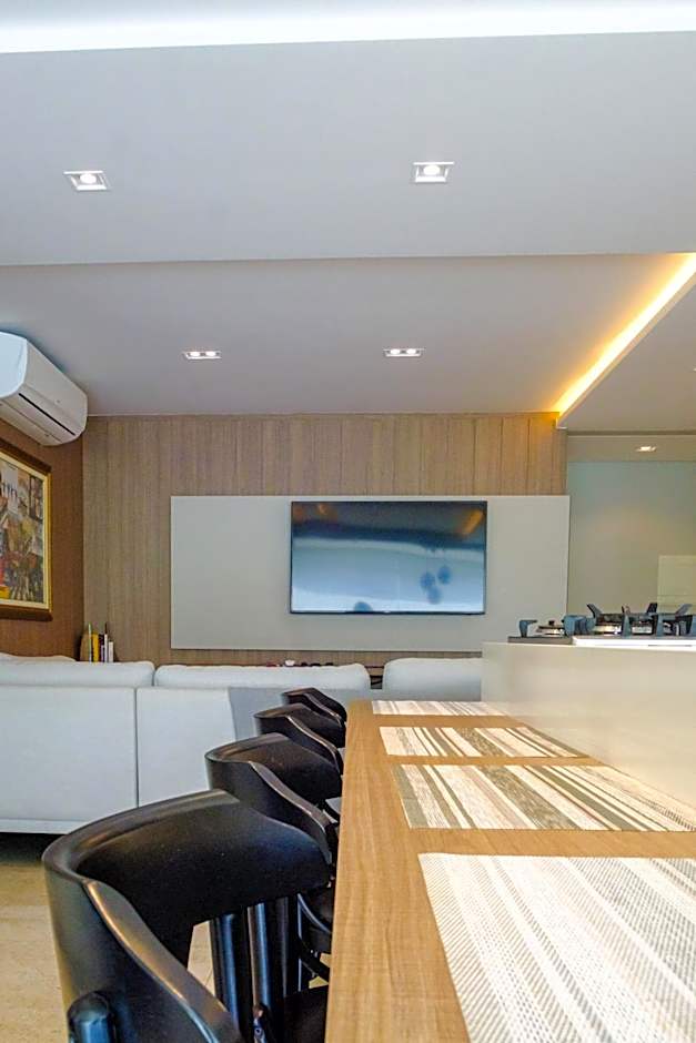 Luxury at the beach!Wi-Fi500Mpbs