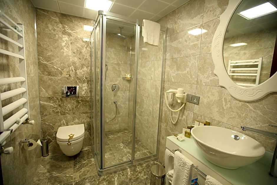 Güvenay Business Hotel