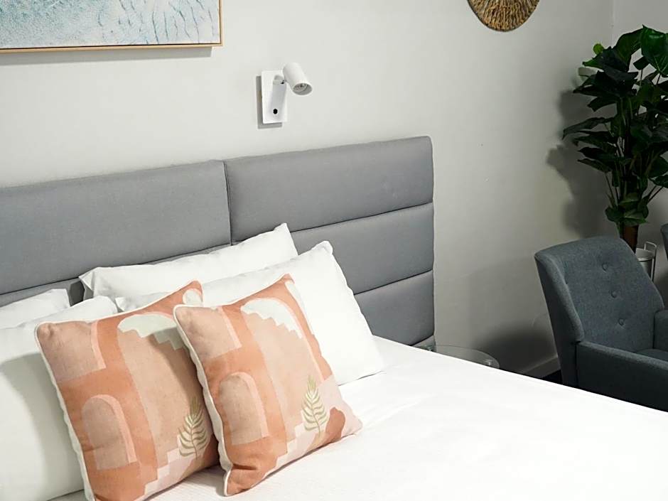 The Esplanade Motel
