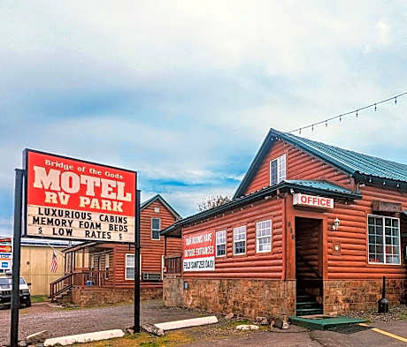 Bridge of The Gods Motel, Cabins & RV Park