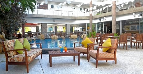 Hotel Rio Malecon