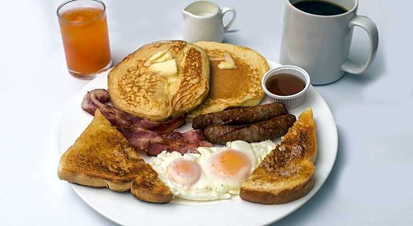 I-Rovers Sports Bar & Hotel