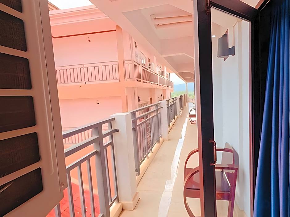 Consiana Vang Vieng Hotel