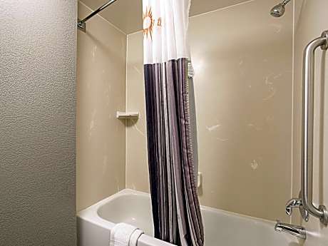 Deluxe Queen Room with Two Queen Beds