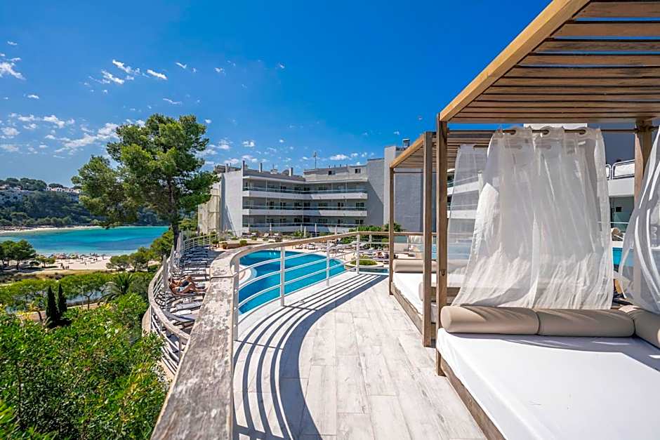 Artiem Audax - Adults Only