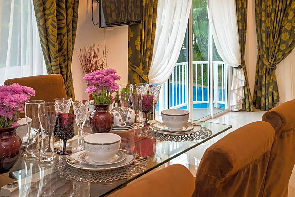 Leelawadee Pool Villa BBQ&Pool party