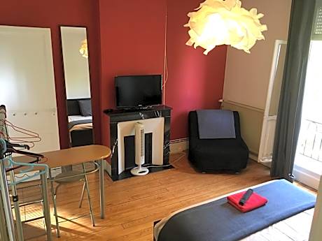 Double Room with Private Bathroom and External Toilet