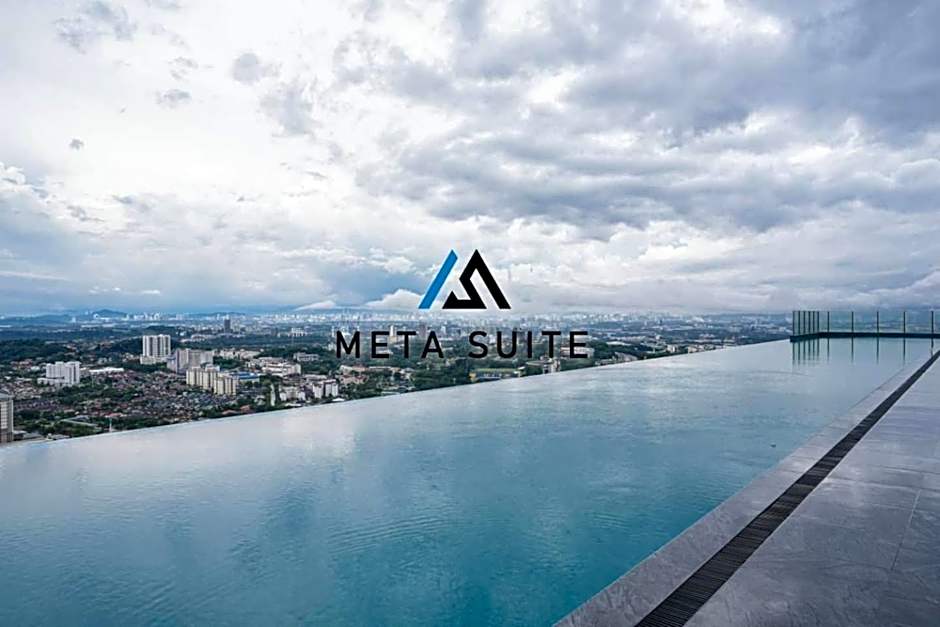 Sky pool 4 star hotel grade stay in i-City