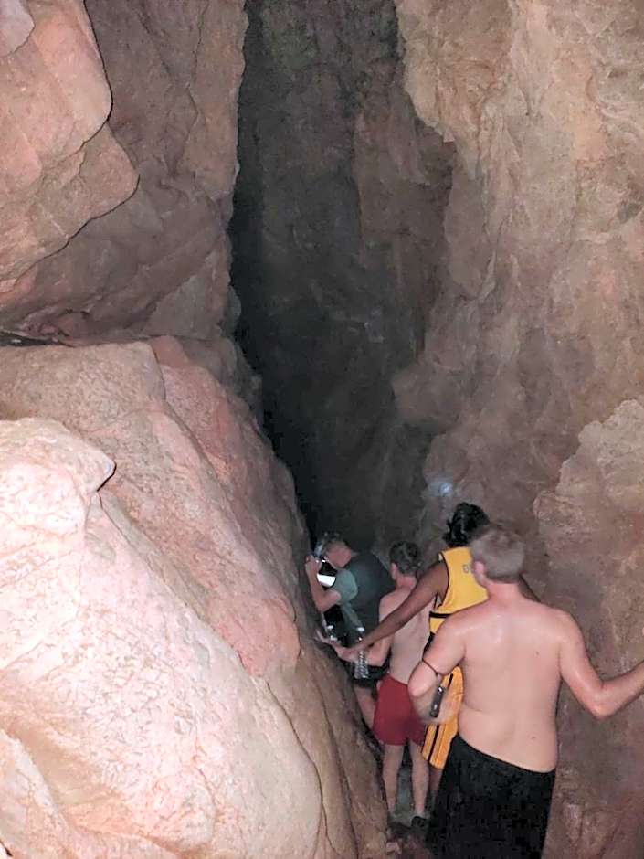 Khaosok Secret Hostel