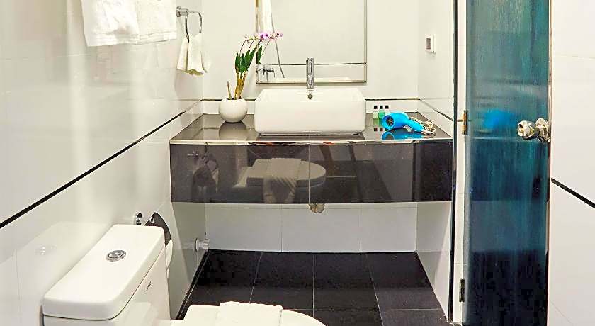 Planktons Beach Hotel