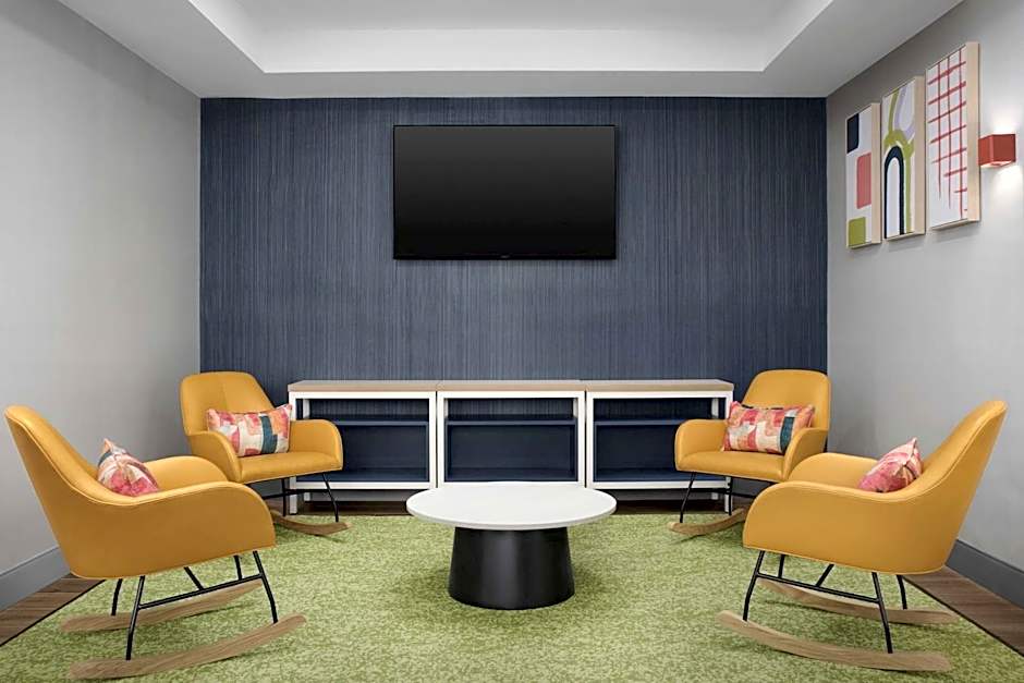 Spark by Hilton Miami Doral