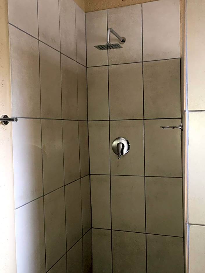 Asante’s Guest House