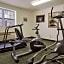 Hotel Iron Mountain Inn & Suites