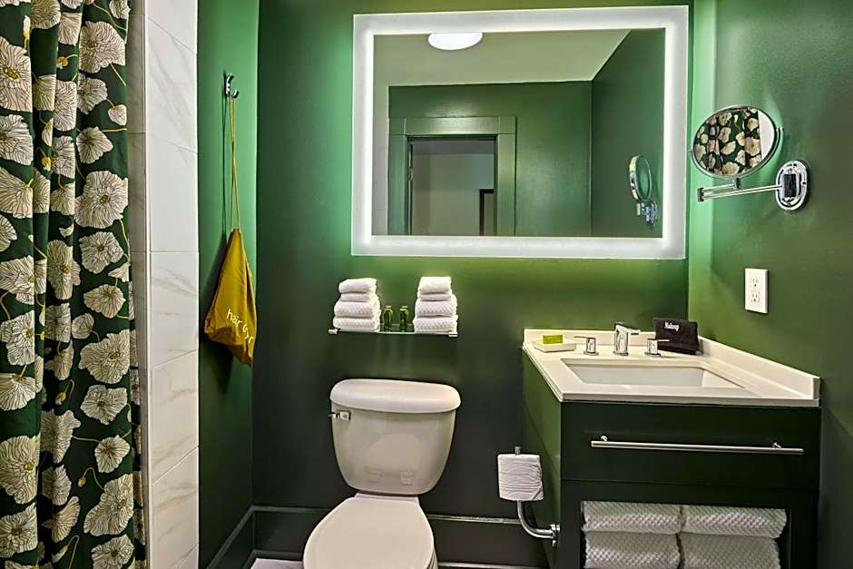 The Partridge Inn Augusta Curio Collection by Hilton