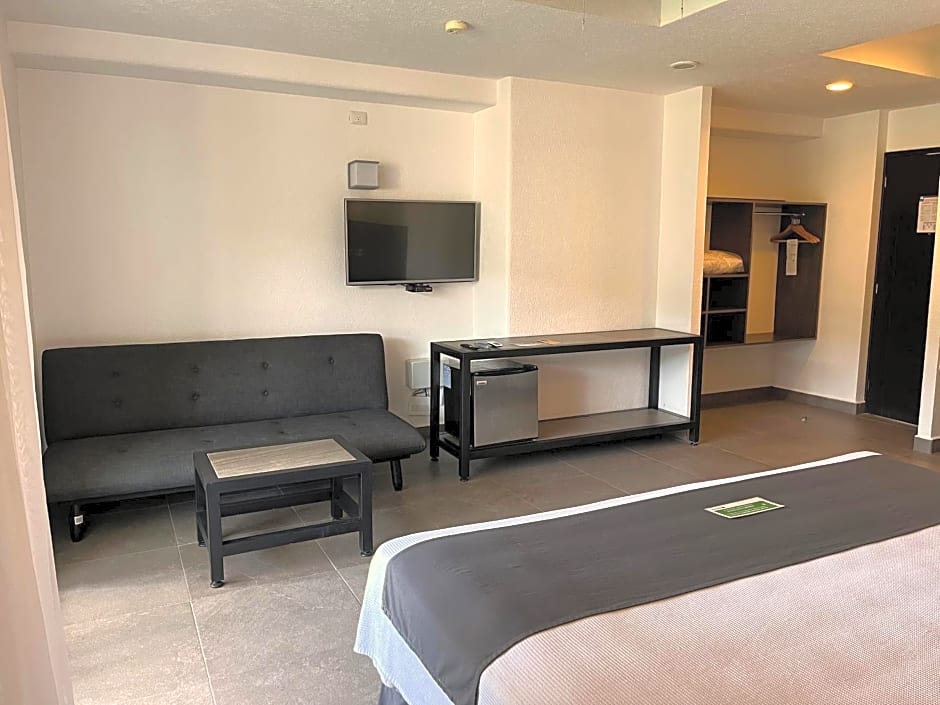 Aspira Hotel & Beach Club