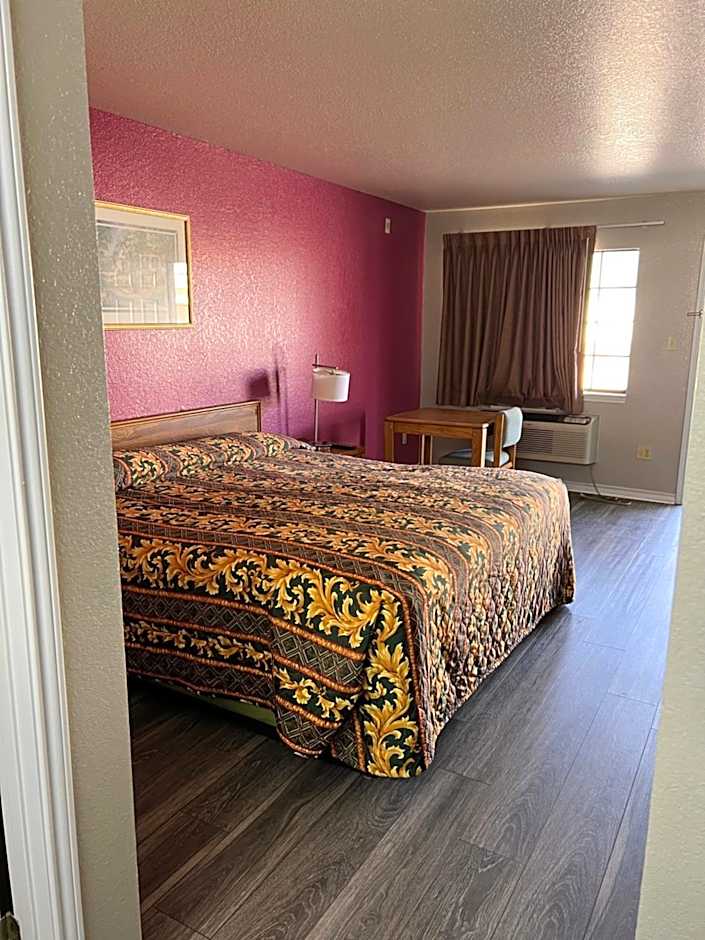 COUNTRY INN MOTEL