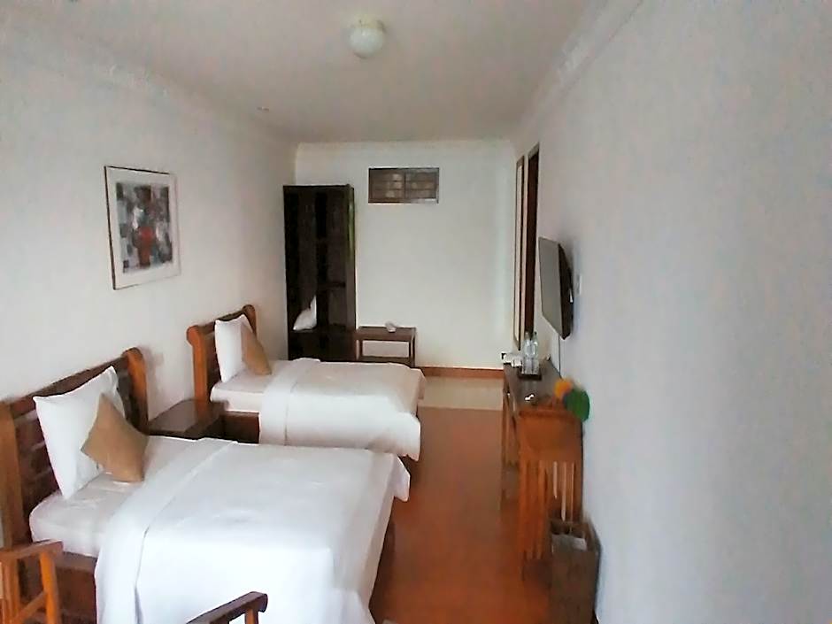 Toledo Inn