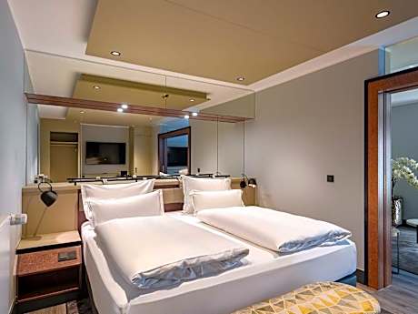 Executive Suite with King size bed