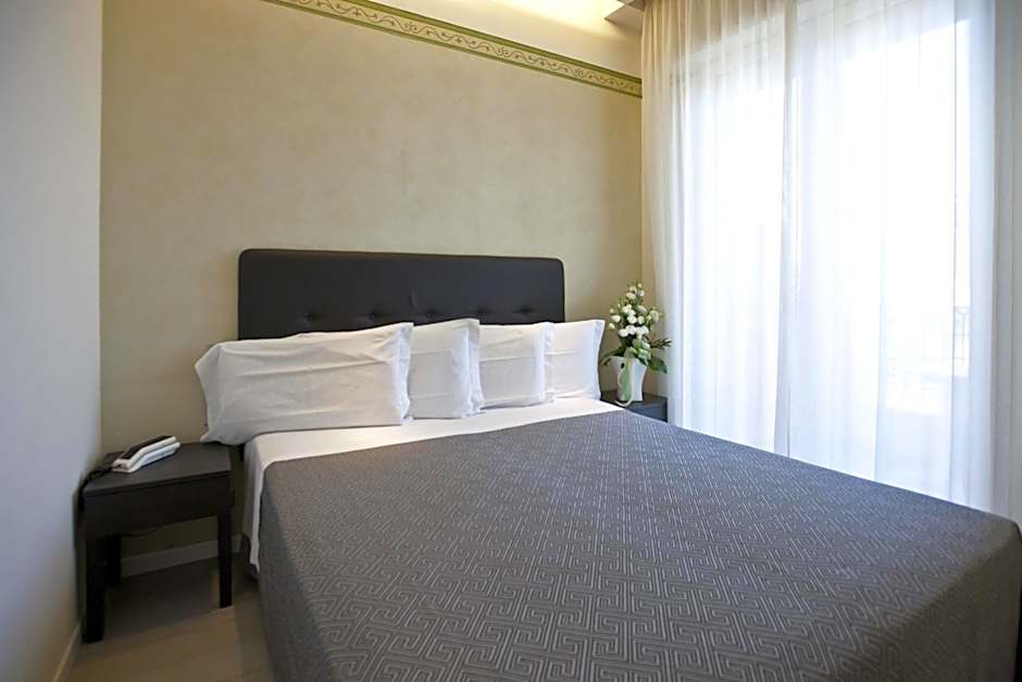 Hotel Aurora