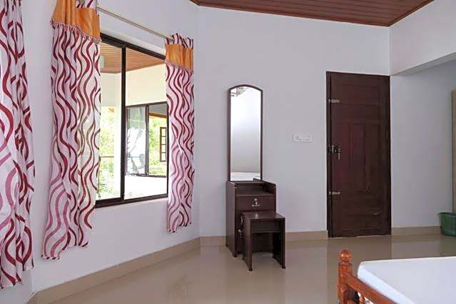 Lovedale Lakeside Homestay
