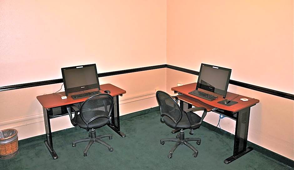 Landmark Inn Fort Irwin