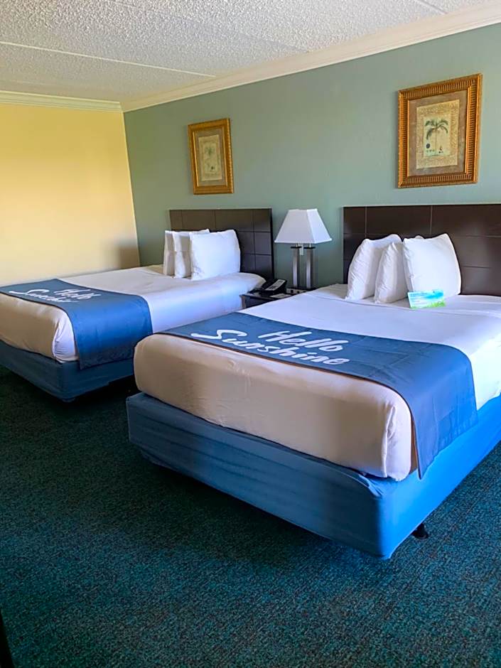 Days Inn by Wyndham Orlando Airport Florida Mall – Orlando, FL