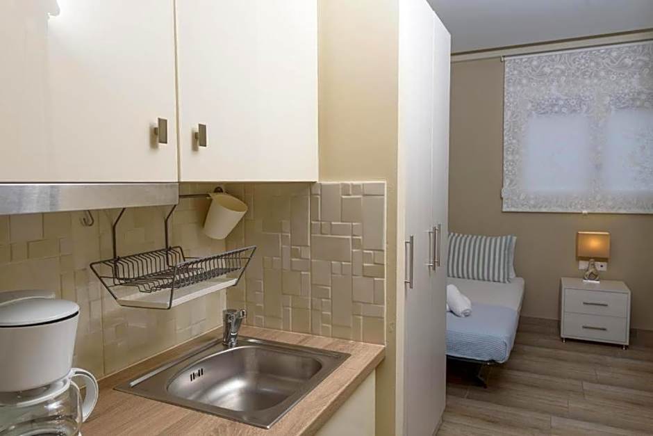 Ammos Beach Seaside Luxury Suites Hotel