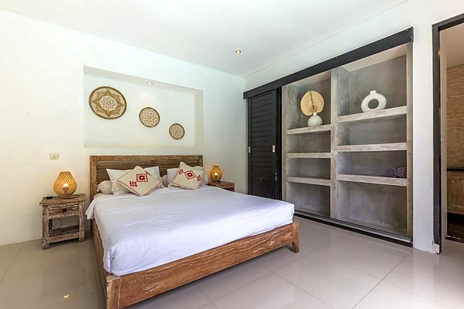 Beautiful Huge 4 bedrooms Villa in Canggu