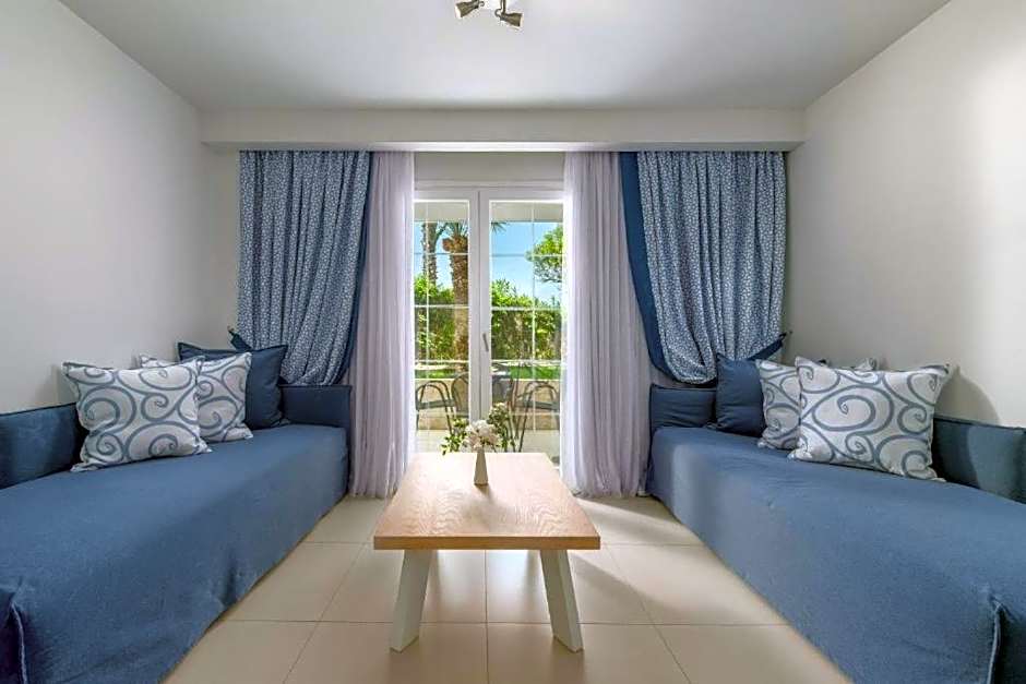 Elinotel Apolamare Hotel