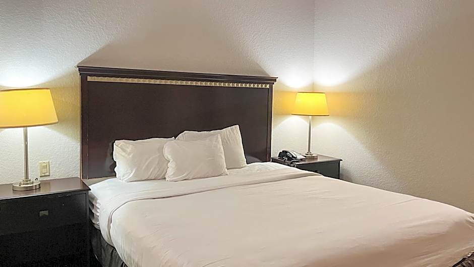 Studio 6 Suites Houston, TX - Spring