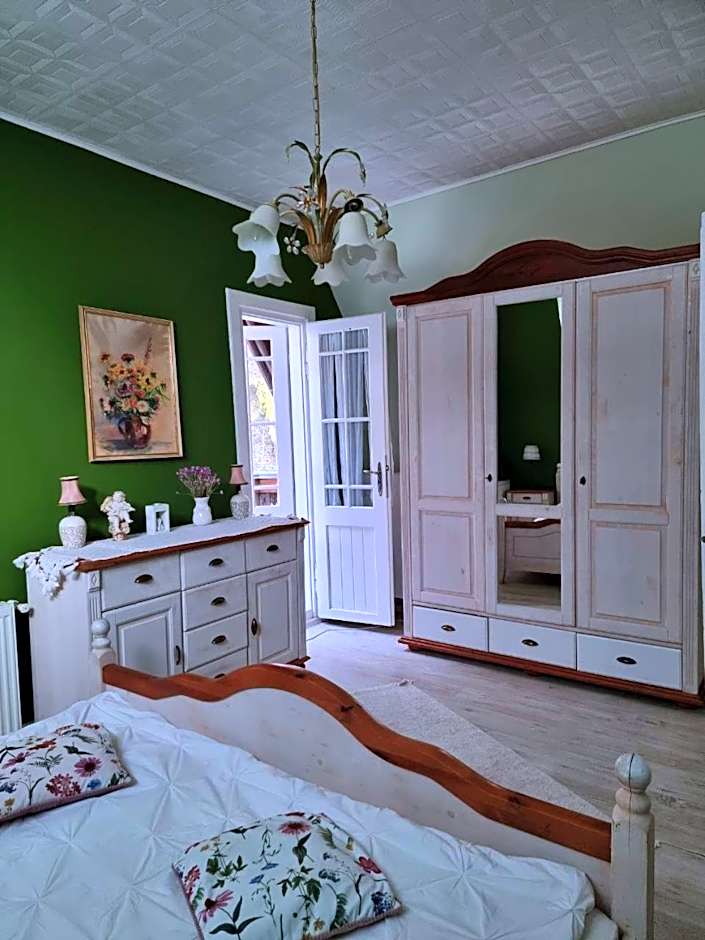 Royal Residence 1901