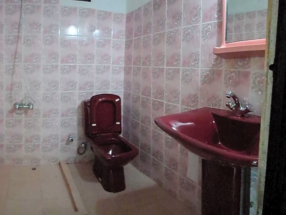 Majestic Tourist Hotel