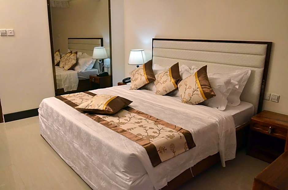 Nefaland Hotel