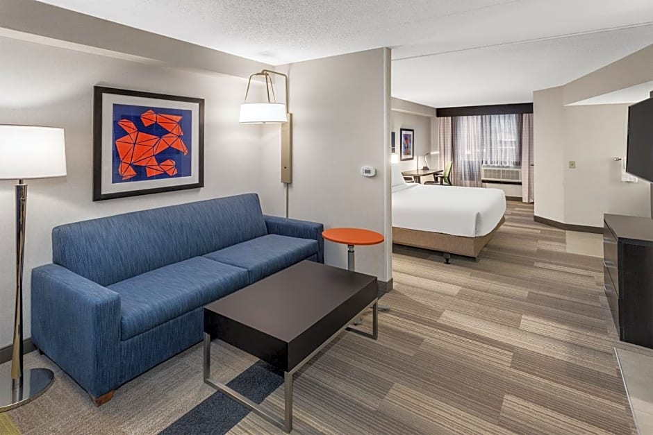 Holiday Inn Express & Suites South Portland By IHG