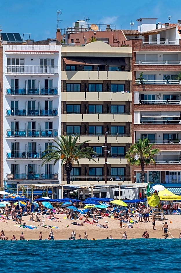 Almirall Apartaments