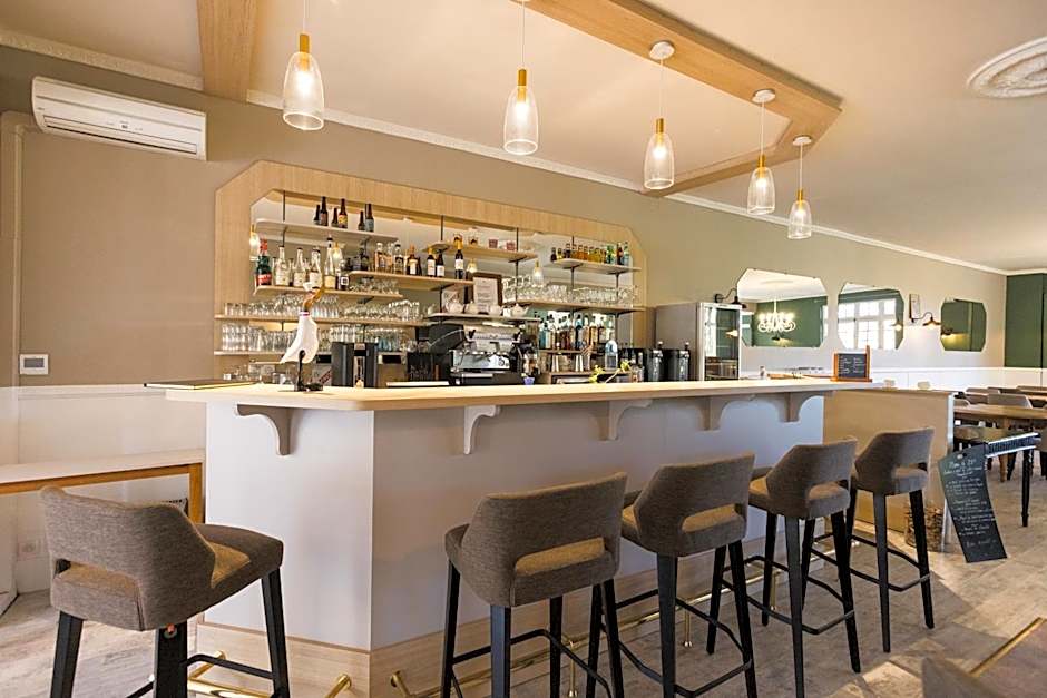 Logis Hôtel Restaurant Le Lascaux